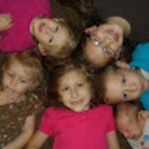 Meet your Posher, Caitlin